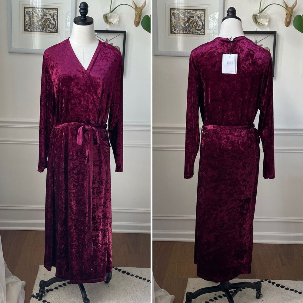 NWT Glamorous Curve Burgundy Crushed Velvet Wrap Dress $119 16